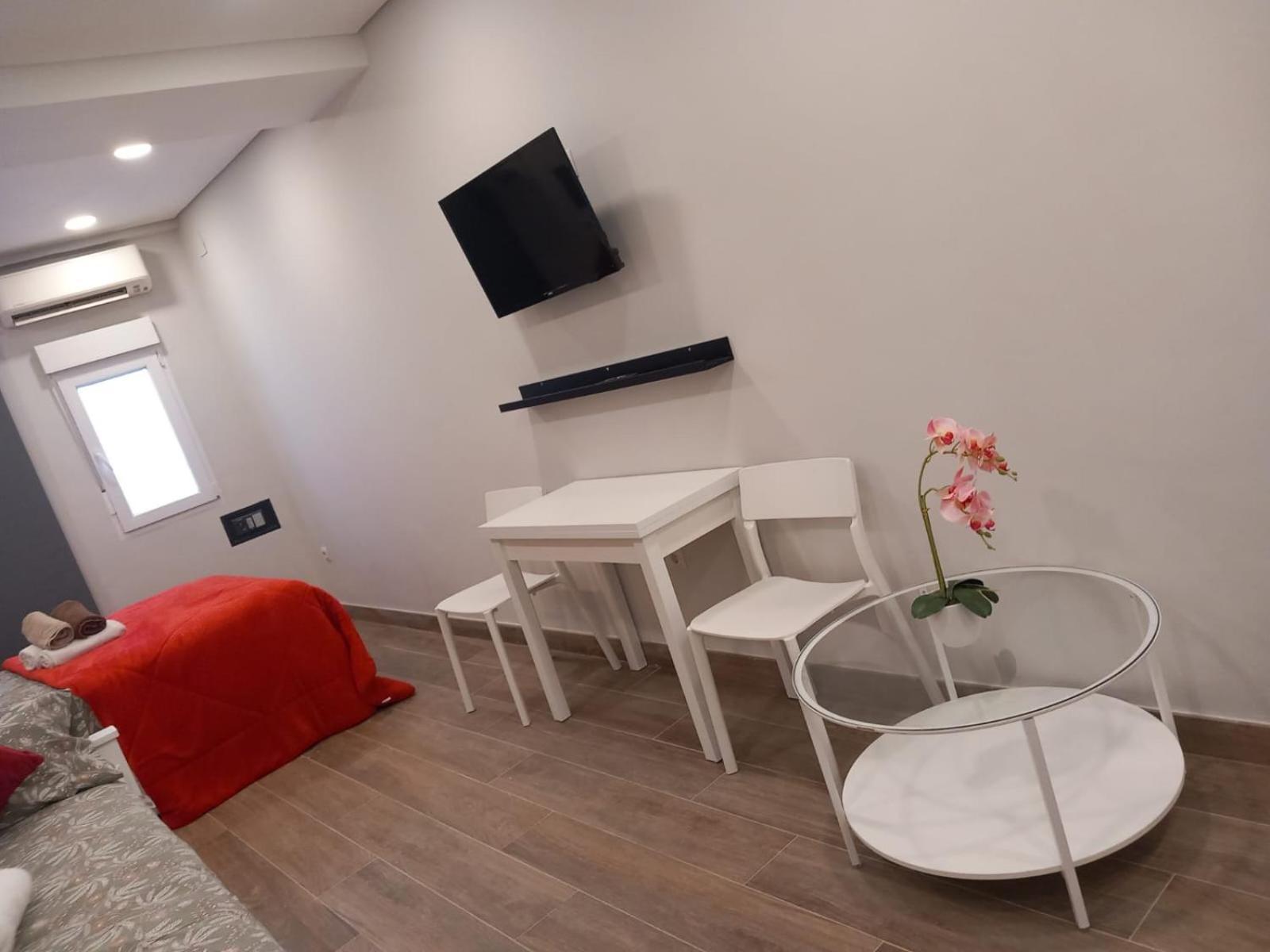 Plaza Pedro Zerolo Apartamento Madri Exterior foto