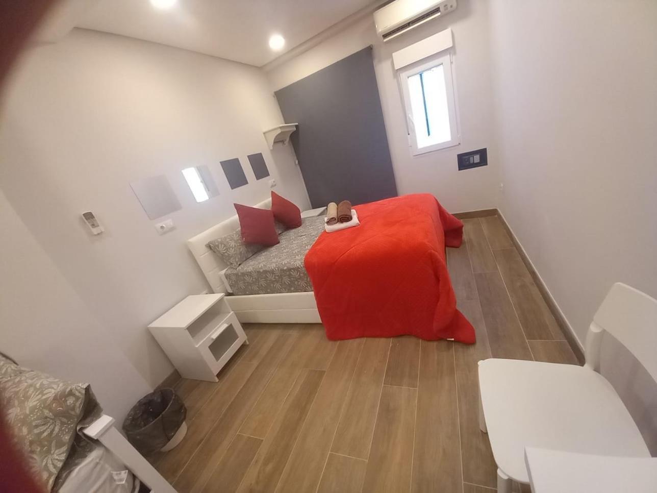 Plaza Pedro Zerolo Apartamento Madri Exterior foto